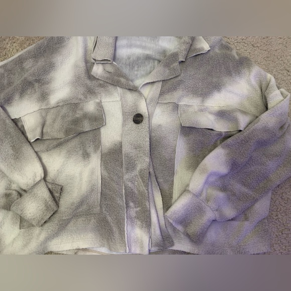 Button up jacket - Picture 2 of 2